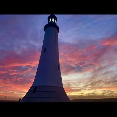 Hardy Hideaway Apartment