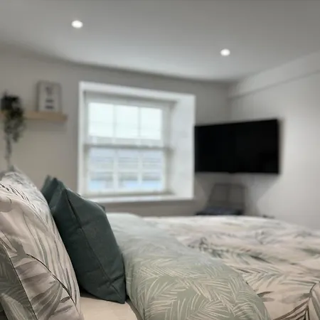 Hardy Hideaway Apartment