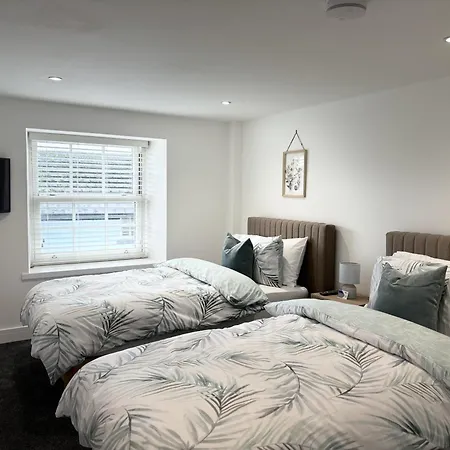 Hardy Hideaway Apartment