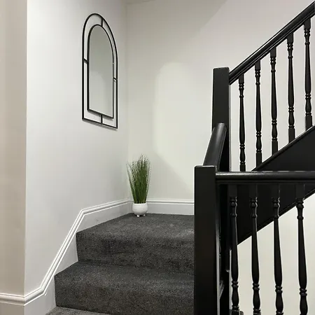 Hardy Hideaway Apartment *