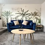 Hardy Hideaway 울버스톤